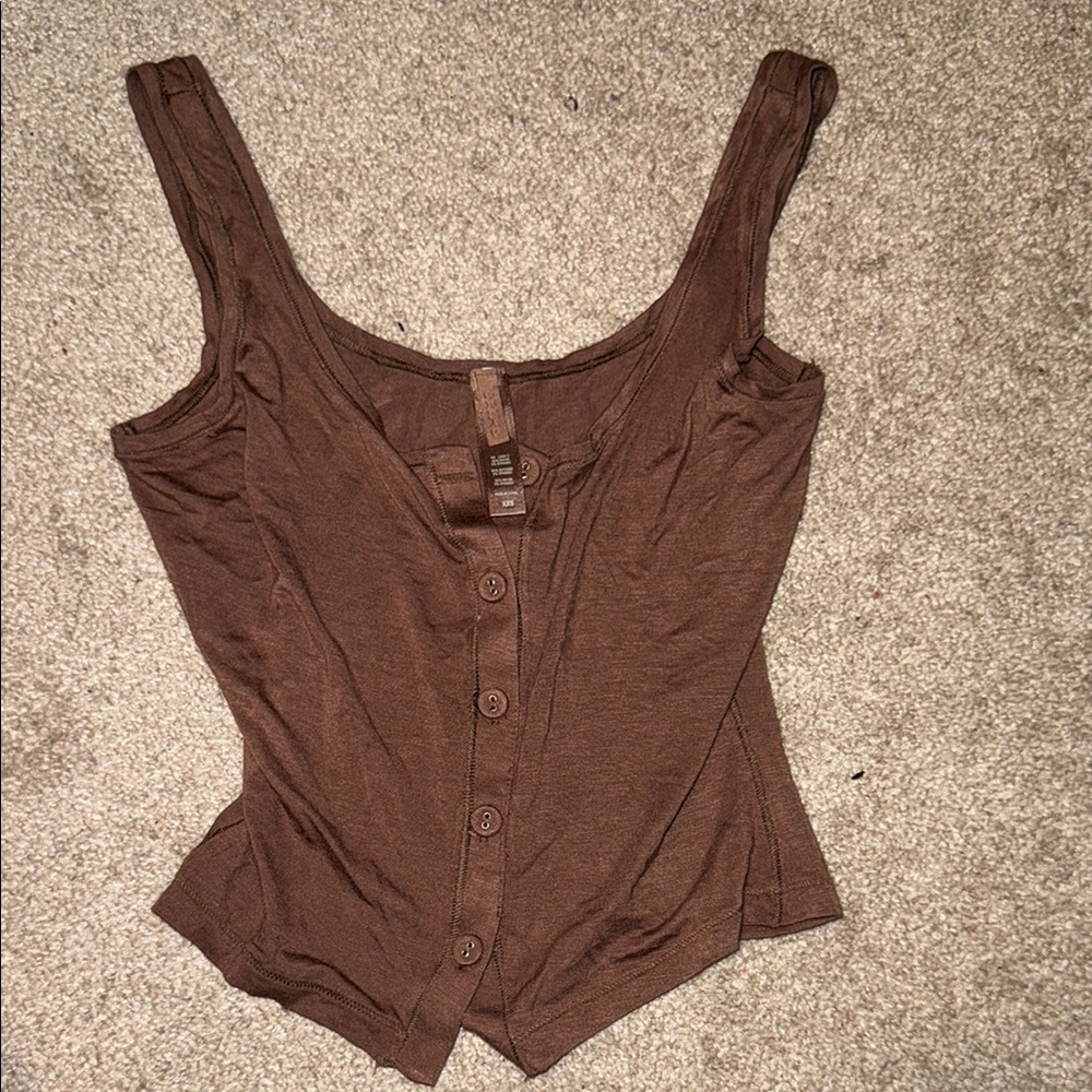 SKIMS Brown Button-Up Henley Women's lounge top - Picture 3 of 4